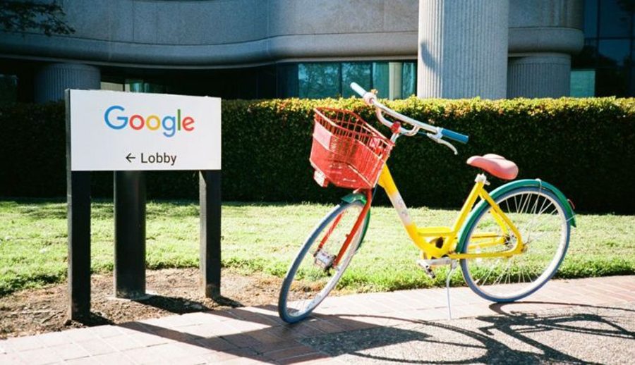 गूगलको कार्बन फुटप्रिन्ट शून्य, आगामी १० वर्षमा डाटा सेन्टर र कार्यालयहरू कार्बनमुक्त उर्जामा