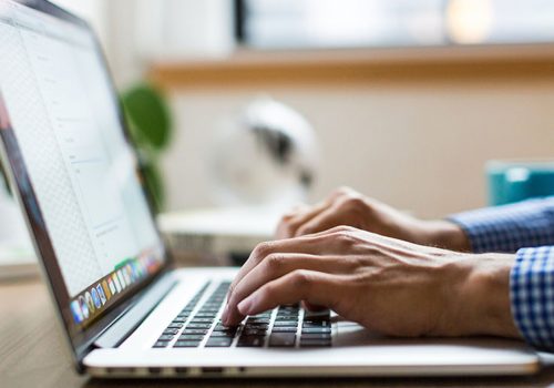 काम गर्ने क्रममा ल्यापटप तात्ने समस्या भयो, त्यसोभए ‘ओभरहिटिंग’ समस्या यसरी समाधान गर्नुस्