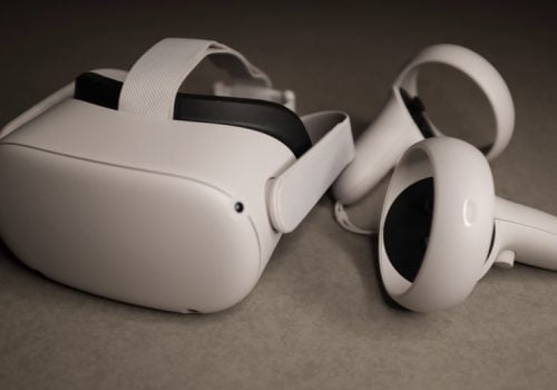 फेसबुकद्वारा अक्युलस क्वेस्ट २ भीआर हेडसेट सार्वजनिक, एआर स्मार्ट ग्लासको पनि घोषणा