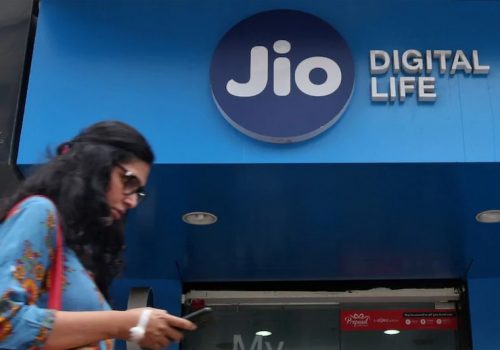 गुगलसँग मिलेर जियोले ल्याउन लागेको सस्तो स्मार्टफोनमा आपूर्ति श्रृंखलामा समस्या