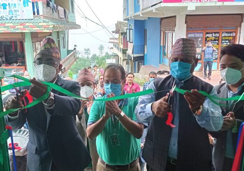 सानिमा बैंकको दुई नयाँ शाखा ताप्लेजुङ्ग र कोहलपुरमा