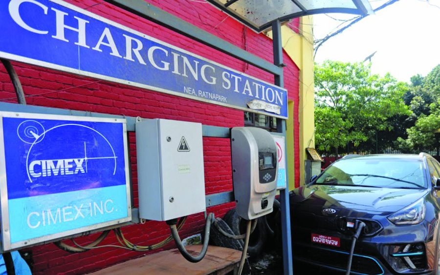विद्युतीय सवारीसाधनको लागि चार्जिङ स्टेसन निर्माण गर्न ढिलाई