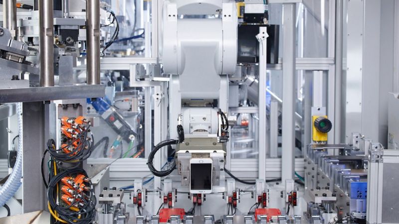 रिसाइकलका लागि पठाइएको उपकरणहरु बेचेको भन्दै एप्पलले हाल्यो मुद्धा