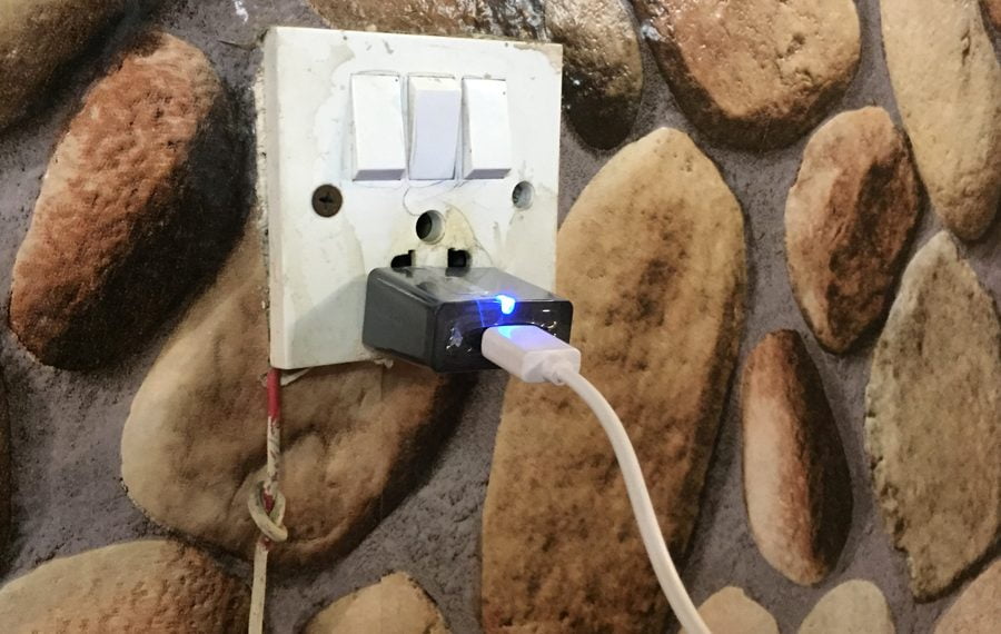 मोबाइलको ब्याट्री सकिँदा जहाँ पायो त्यहाँ चार्ज गरिहाल्नु हुन्छ ? त्यसो हो भने अब सावधान हुनुहोस्