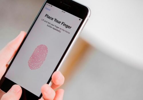 एप्पलले पनि आईफोनमा अन्डर डिस्प्ले टच आईडी’ फीचर उपलब्ध गराउने