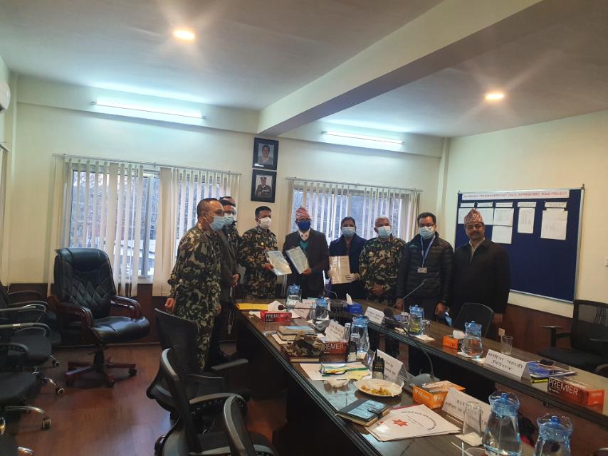 निर्माणाधिन फास्ट ट्र्याकमा अप्टिकल फाइबर राखिने, नेपाल टेलिकम र नेपाली सेनाबीच सम्झौता