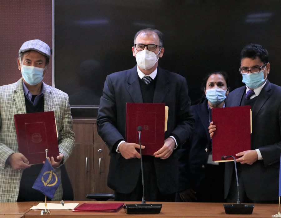 विद्युतीय ग्रीड आधुनिकीकरणका लागि एडिबीसँग १८ अर्ब २५ करोड रुपैयाँ ऋण सम्झौता