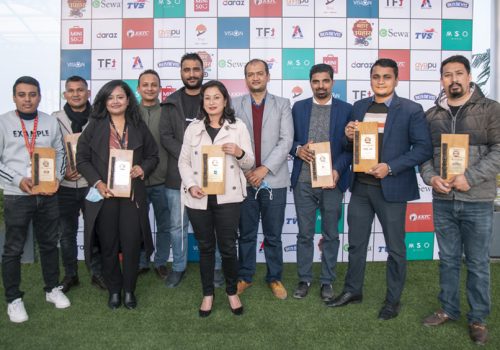 इसेवाको ‘उत्सवको बहार, हप्तै पिच्छे उपहार’ योजनाका बिजेता मनोजले पाए टिभिएस मोटरसाइकल