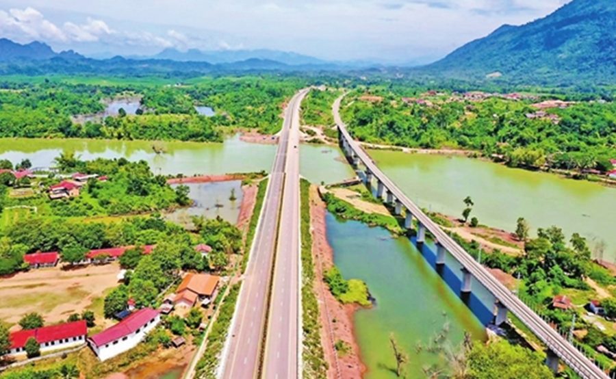 Huawei Helps to Build the First Smart Expressway in Laos