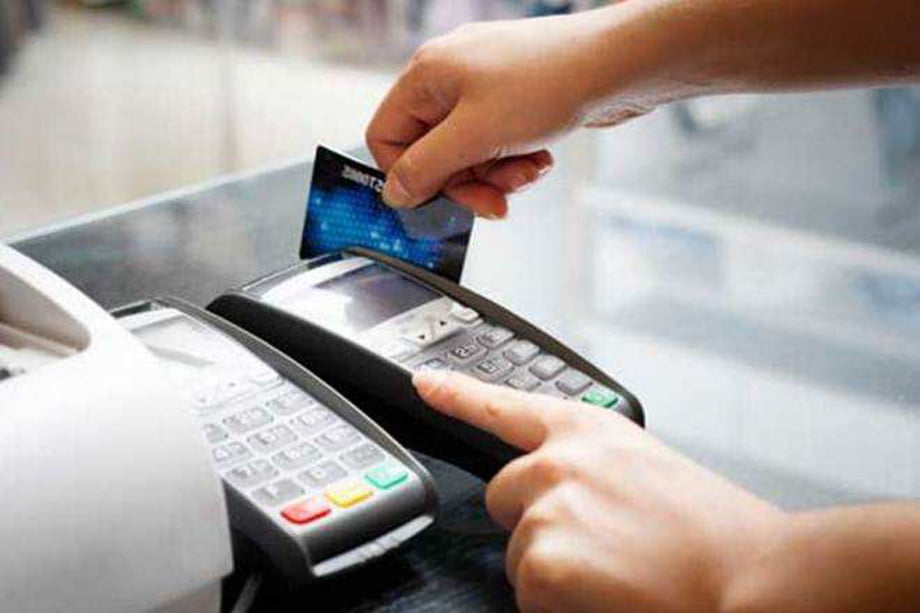 के तपाईँ पनि क्रेडिट कार्ड प्रयोग गर्नुहुन्छ? त्यसो भए यी कुराहरुमा ध्यान दिनुहोस्