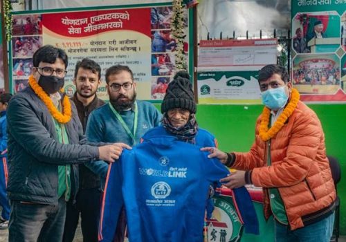 वर्ल्डलिंक कम्युनिकेशन्सद्धारा मानवसेवा आश्रममा ११ लाख मुल्य बराबरको न्यानो कपडा वितरण