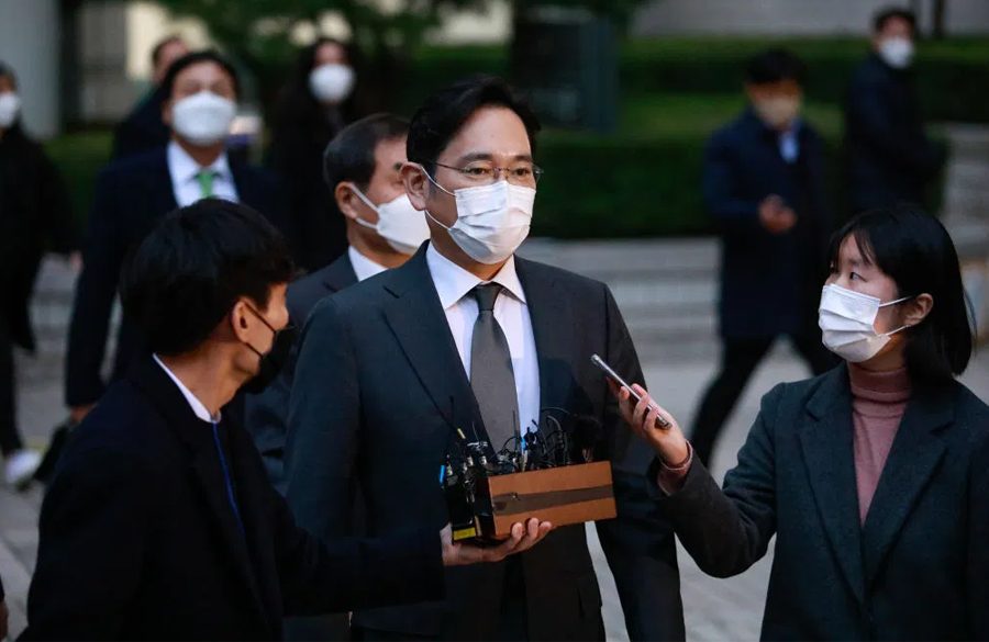 सामसङ इलेक्ट्रोनिक्सका उपाध्यक्ष जे वाई लीलाई ९ वर्षको जेल सजाय