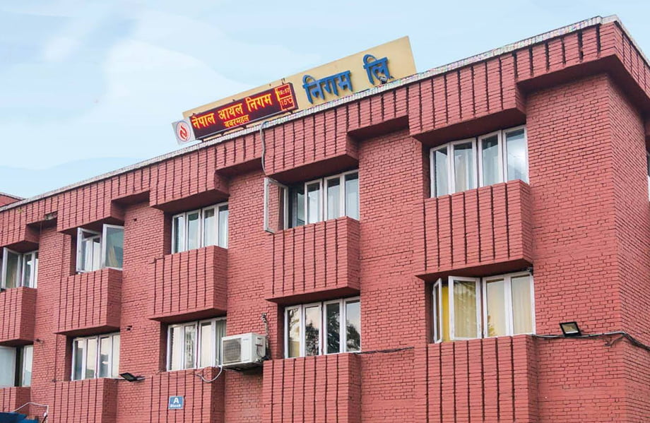 आयल निगमद्वारा दोस्रो चरणको ‘टैंक ट्रक लकिङ’ सुरुआत