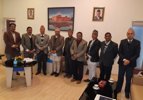 सुनको कारोबारमा ‘क्युआर कोड’ भुक्तानी लागु गर्न गभर्नर अधिकारीको आग्रह