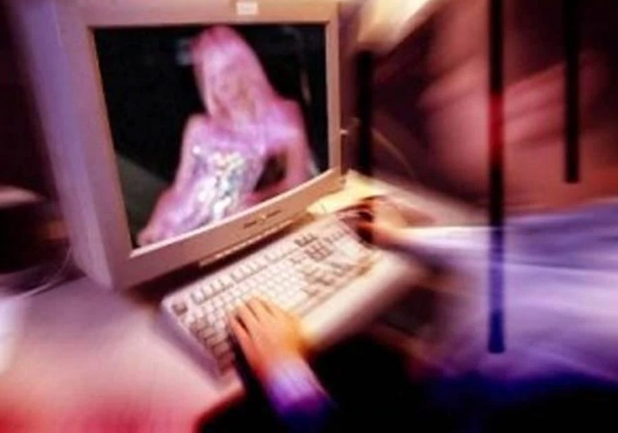 भारतको उत्तर प्रदेशमा अनलाइनमा ‘पोर्न’ हेर्नेलाई प्रहरीले नोटिस पठाउने