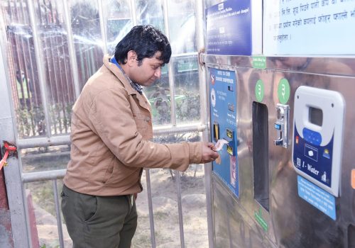काठमाडौंका ३ स्थानमा स्मार्ट वाटर भेन्डिङ मेसिन संचालनमा