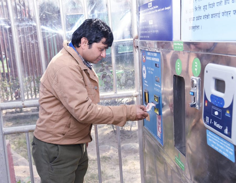 काठमाडौंका ३ स्थानमा स्मार्ट वाटर भेन्डिङ मेसिन संचालनमा
