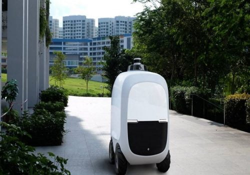 सिंगापुरमा सामान ढुवानी गर्न रोबोटको प्रयोग