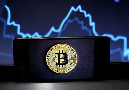 क्रिप्टोकरेन्सी बिटक्वाइन तीन महिनाकै सबैभन्दा न्यून स्तरमा झर्यो