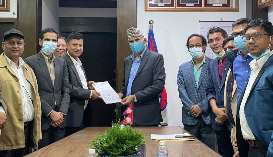 इन्टरनेटमा लाग्ने करका दरहरु घटाउन मन्त्रीहरुलाई क्यान महासंघ र आइस्पानको सुझाव