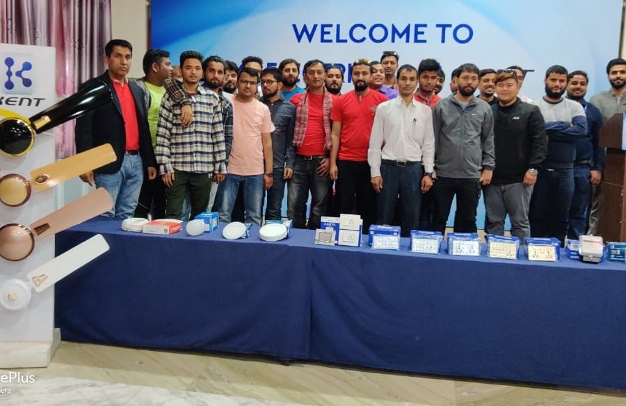 सीजीका आरजीबी प्यानल लाईट बजारमा सार्वजनिक