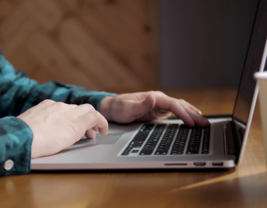 तपाईँको कम्प्युटरमा किबोर्ड खराब भएको छ, त्यसोभए यसरी माउसबाटै टाइप गर्नुहोस्