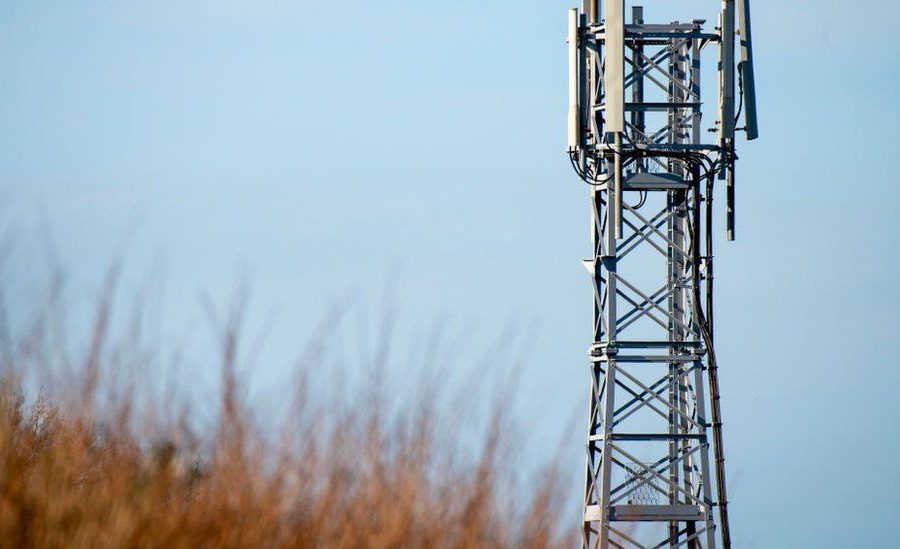 ग्रामिण क्षेत्रमा फाइभजी नेटवर्कका लागि बेलायतले ठूला र अग्ला टावर राख्न दिने