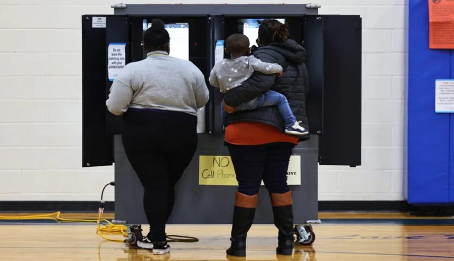 अमेजन, एप्पल, गुगल र फेसबुकद्वारा मताधिकारको समर्थनमा सार्वजनिक पत्रमा हस्ताक्षर