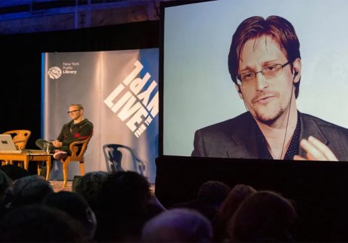 एडवार्ड स्नोडेनको एनएफटी ५४ लाख डलरमा बिक्री