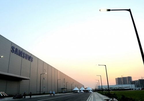 सामसङले भारतको नोएडमामा रहेको प्लान्टबाट ओएलईडी प्यानल उत्पादन थाल्यो