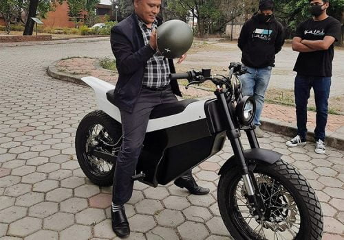 नेपालमै बनेको पहिलो इलेक्ट्रिक मोटरबाइक यात्रीको बुकिङ्ग, खुला यस्तो छ मूल्य र विशेषताहरु