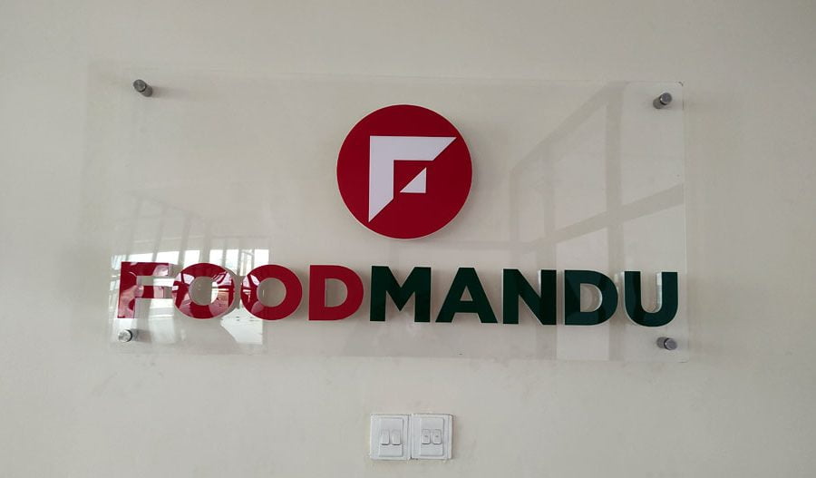 डेलिभरी गर्न अवरोध भएपछि फुडमाण्डूको अनलाइन फूड डेलिभरी सेवा रोकियो