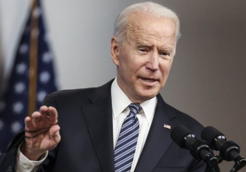 कोलोनियल ह्याक: साइबर-प्रतिरक्षा कडा बनाउन अमेरिकी राष्ट्रपति बाइडेनको आदेश