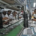 निर्यात बढाउन हाईइण्ड मोबाइल फोनको पार्ट्स आयातमा शुल्क कटौती गर्दै भारत