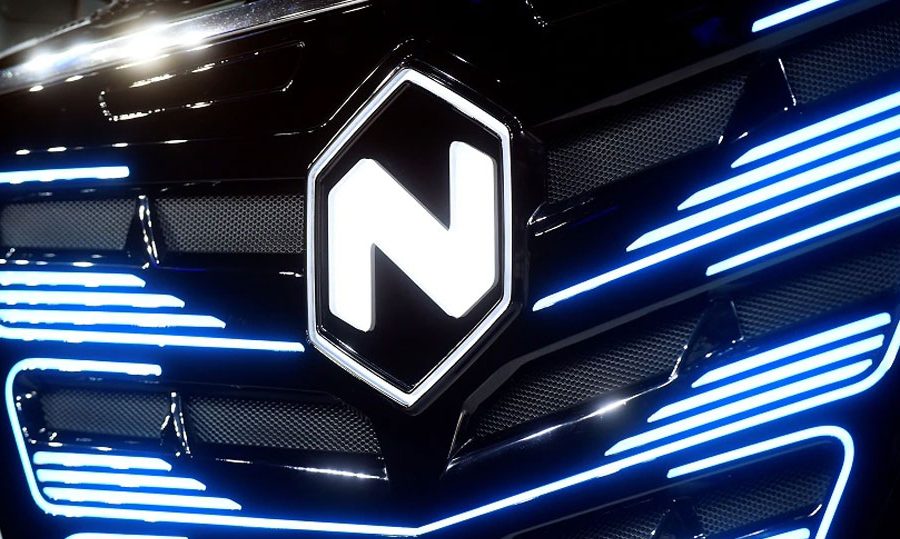 इभी ट्रक निर्माता निकोलाको मुख्यालयमा रहेको क्षतिग्रस्त ट्रकमा पुन:आगो लाग्यो