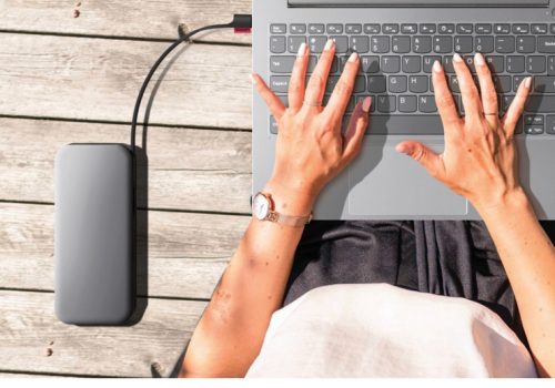 ‘लेनोभो गो’ पावर बैंक जसले एकैपटकमा तीन ओटा डिभाइस चार्ज गर्न सक्छ