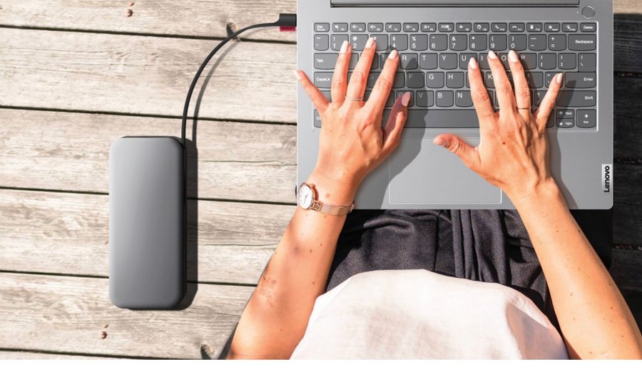 ‘लेनोभो गो’ पावर बैंक जसले एकैपटकमा तीन ओटा डिभाइस चार्ज गर्न सक्छ