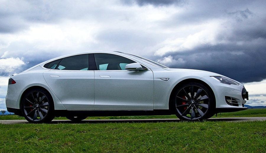 ब्याट्रीमा खराबी आएपछि नर्वेमा टेस्लामाथि जरिबाना