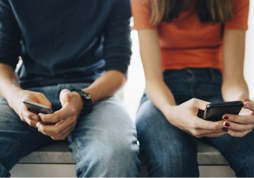 किशोरावस्था, प्रविधि र मानसिक स्वास्थ्यबीच तादात्म्य छैन: अध्ययन