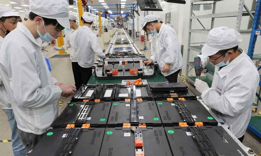 अमेरिकाले लिथियम आयन ब्याट्री उत्पादनमा लगानी गर्ने