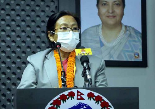 परिणाम आउने गरी कार्य सम्पादन गर्न सञ्चारमन्त्री थापाको निर्देशन
