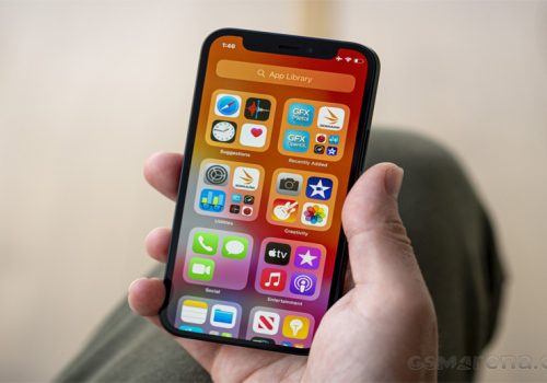 एप्पलद्वारा आईफोन १२ मिनीको उत्पादन बन्द