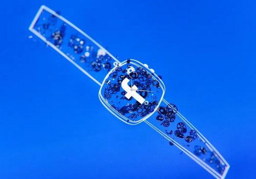 दुई ओटा क्यामरा र हार्ट रेट मनिटरसहितको आफ्नै स्मार्टवाच ल्याउने तयारीमा फेसबुक