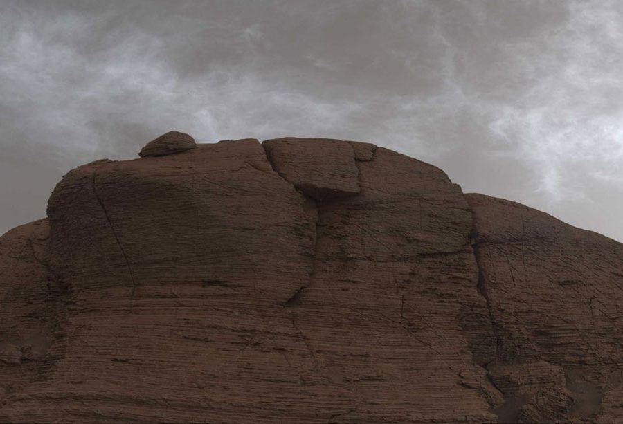 नासाको क्यूरियोसिटी रोभरले खिच्यो मंगल ग्रहमा बादलहरुको अद्भुत तस्वीरहरू