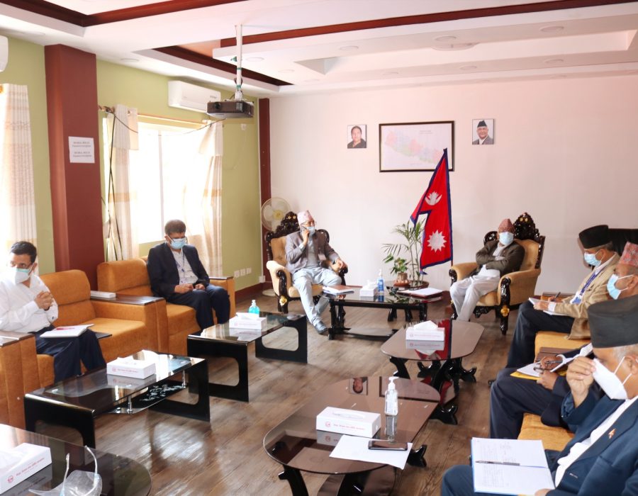 वैकल्पिक विधिमार्फत असार १ गतेबाट कक्षा सञ्चालन, ल्यापटप दिने योजनामा मन्त्रालयको तयारी