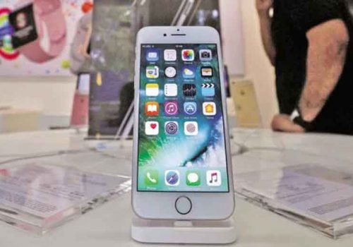 एप्पलले ६ वर्ष पुरानो आईफोन ६एसलाई पनि आईओएस १५ मा अपग्रेड गर्ने