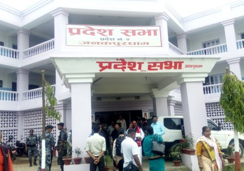 प्रदेश २ मा डिजिटल सूचनामैत्री सूचना प्रविधिको विकास गरिने, छात्राहरुलाई ल्यापटप दिईने