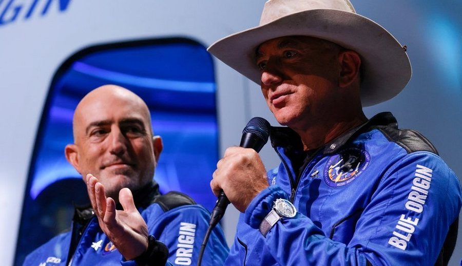 नासाको चन्द्रयान बनाउने ठेक्का आफूले पाएको खण्डमा पारिश्रमिक नलिने बेजोसको प्रस्ताव