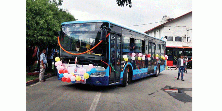विद्युतीय बस खरिदका लागि नौवटा प्रस्ताव