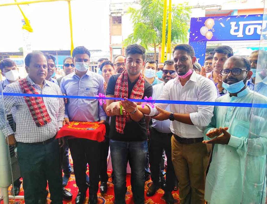 बजाज मोटरसाइकलको नयाँ शोरुम जनकपुरमा